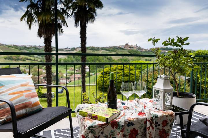 Casa vacanza per 8 persone, con giardino e balcone in Canale