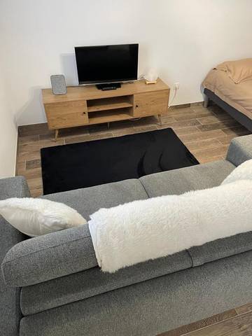 Gîte pour 2 personnes, avec terrasse à Scionzier