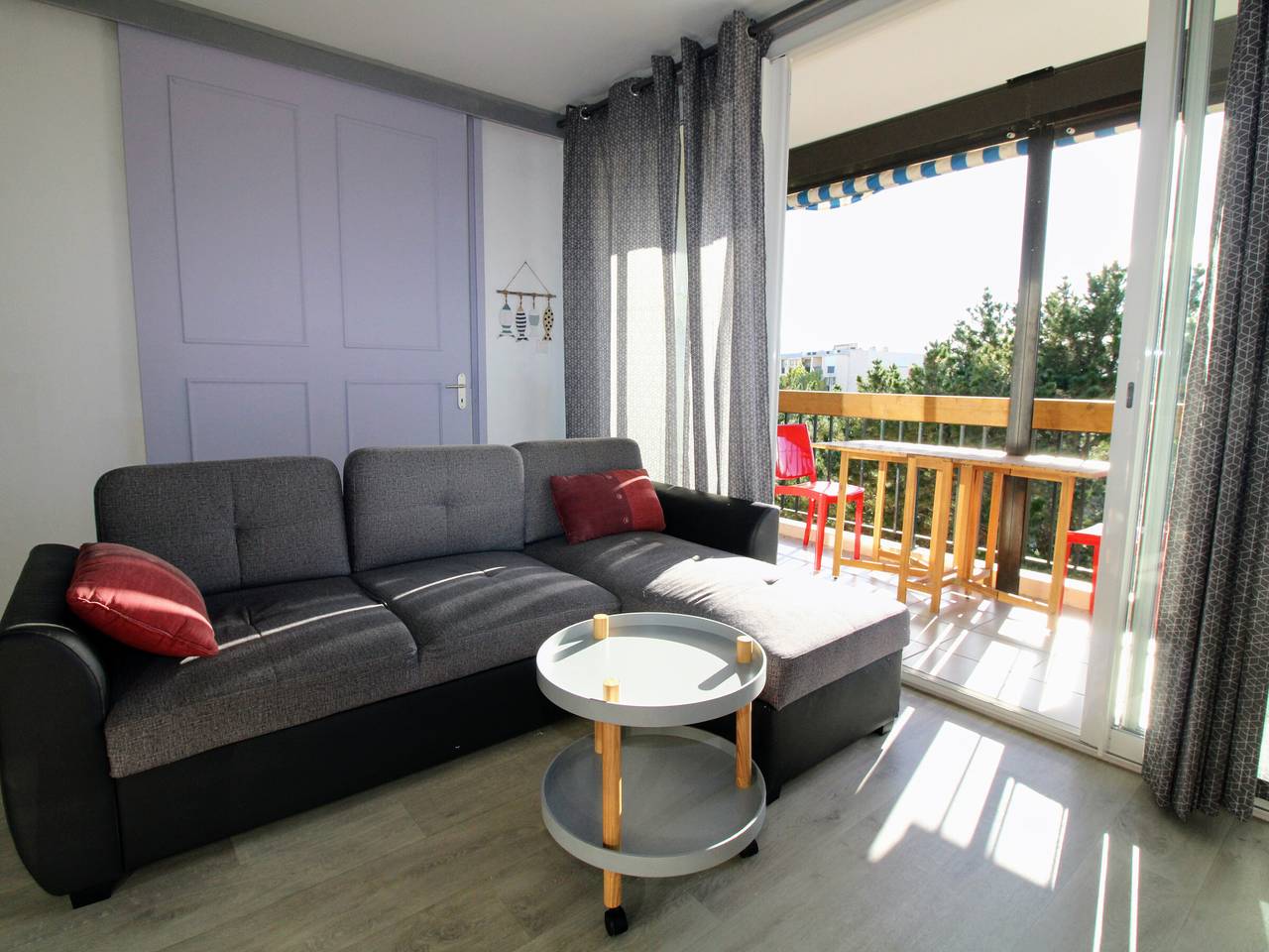Appartement entier, Appartement T3 à 300m des plages avec parking et terrasse in Saint-Cyprien-Plage, Saint-Cyprien