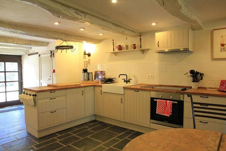 Location de vacances pour 14 personnes, avec terrasse et jardin dans Mont (Houffalize) - 3