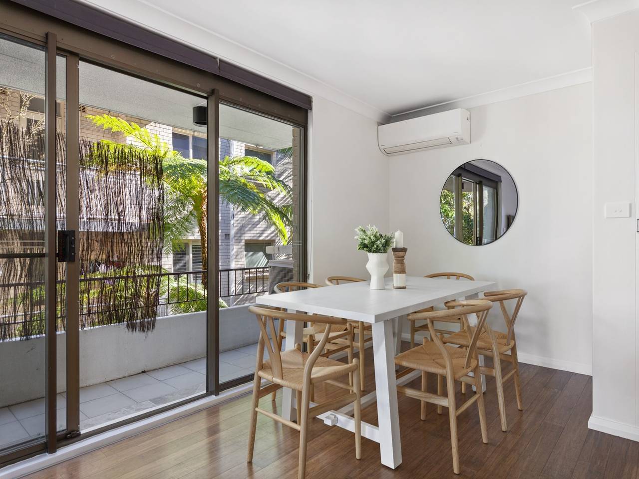 Entire apartment, Stylish 3-Bed Newport Stay with Balcony in Sydney, New South Wales