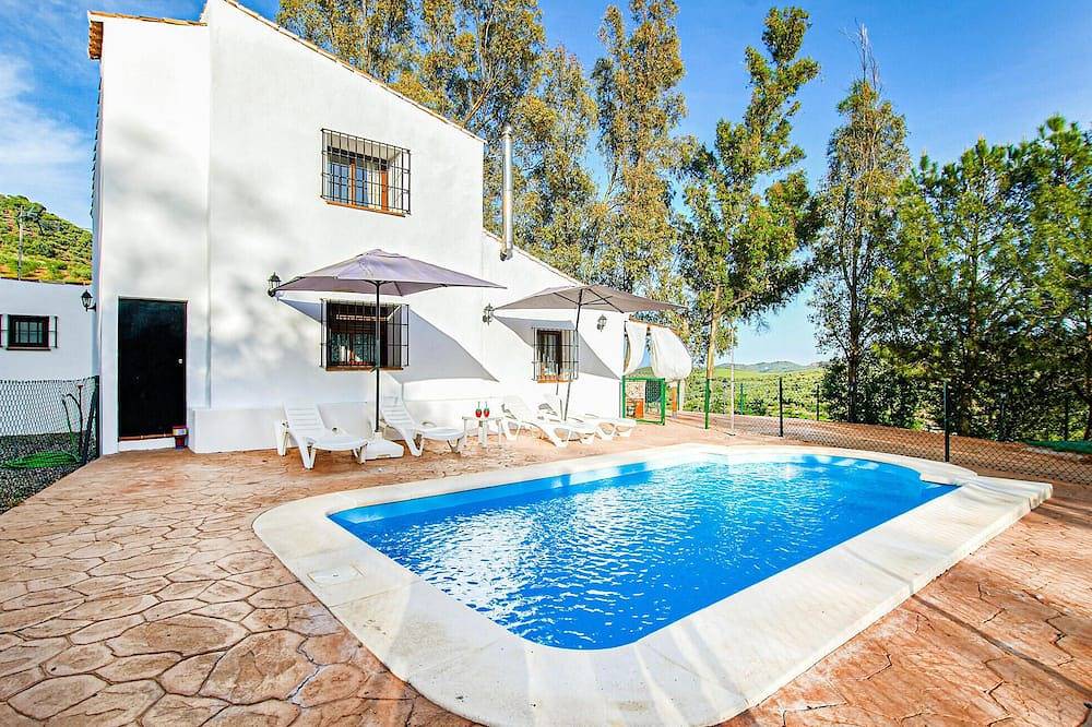 Awesome home in Colmenar with Wifi in Colmenar, Málaga Province