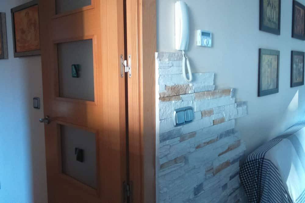 Completely renovated, modern and 2 min from the port and train station. in Bermeo, Urdaibai Biosphere Reserve