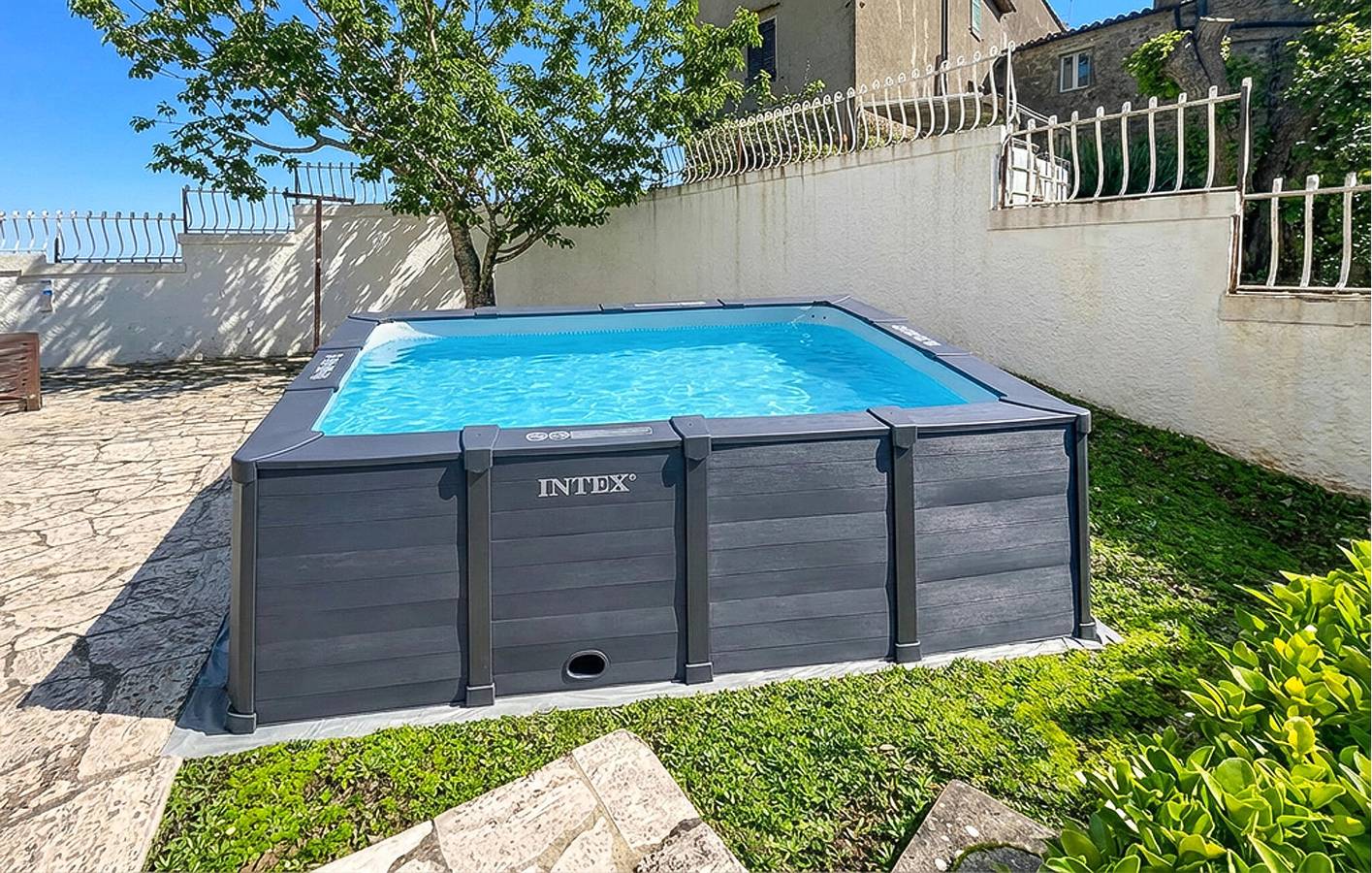 Appartamento di lusso con piscina e giardino, WiFi, a 600 m dal Ristorante Il Riccio in Cinigiano, Provincia di Grosseto
