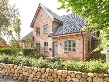 Ferienhaus für 4 Personen, mit Sauna und Balkon sowie Garten in Wyk auf Föhr (Stadt)