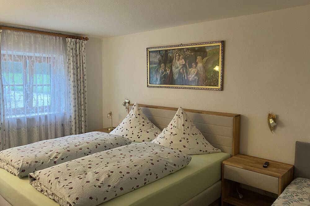 Ganze Wohnung, Doppelzimmer 2 - Haus Andrea Gästezimmer und Ferienwohnung in Bayrischzell, Spitzingsee