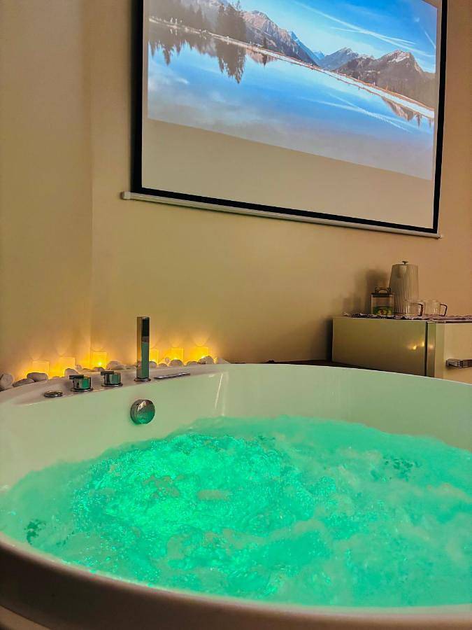 Gîte pour 2 personnes, avec jacuzzi à Pesmes - 4