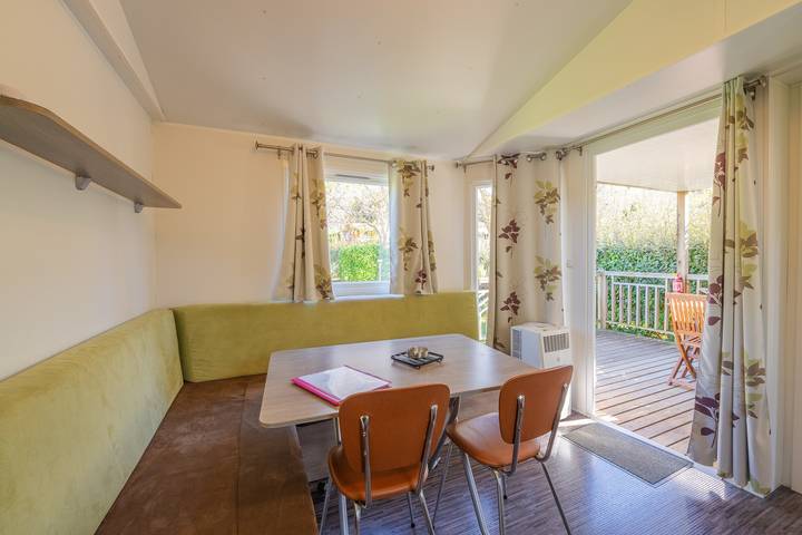 Mobil home pour 4 personnes, avec jardin à Roquefeuil - 4