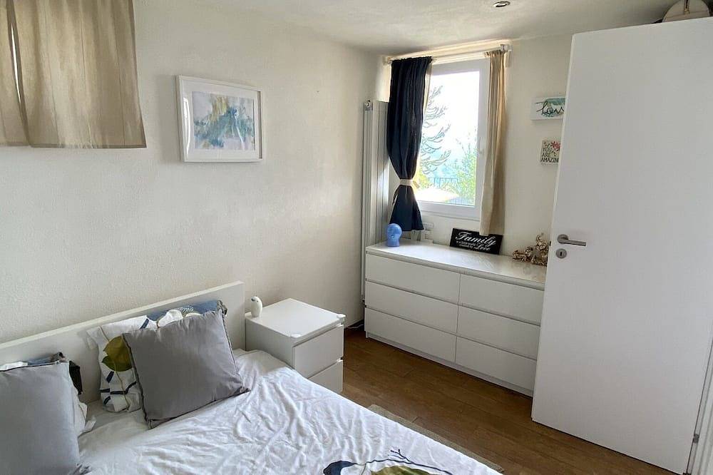 Ganze Wohnung, Sunny Apartment with garden and stunning view in Lisone, Cademario
