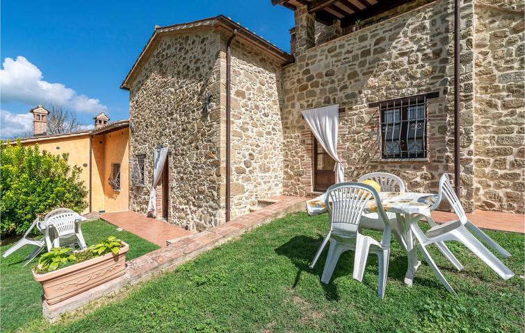 Location de vacances pour 29 personnes, avec jardin ainsi que terrasse et piscine, animaux acceptés à Città di Castello - 3