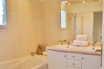 Villa for 8 People in Cannes, Cannes region, Photo 4