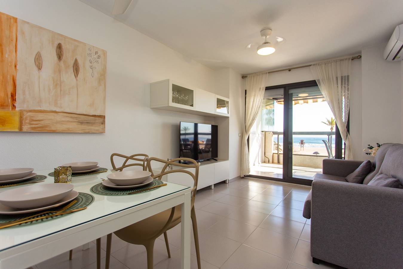 Apartamento entero, Apartamento de vacaciones para 4 personas con balcón in Cullera, Costa de Valencia