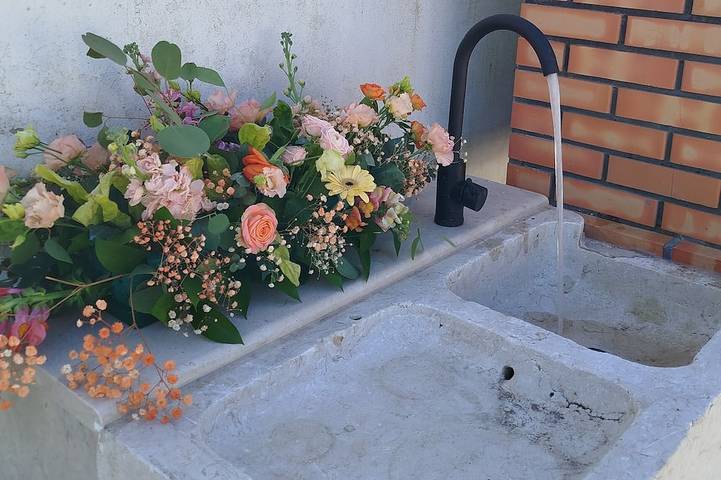 Casa rural para 5 personas, con piscina además de jardín y terraza, Se admiten mascotas - 1
