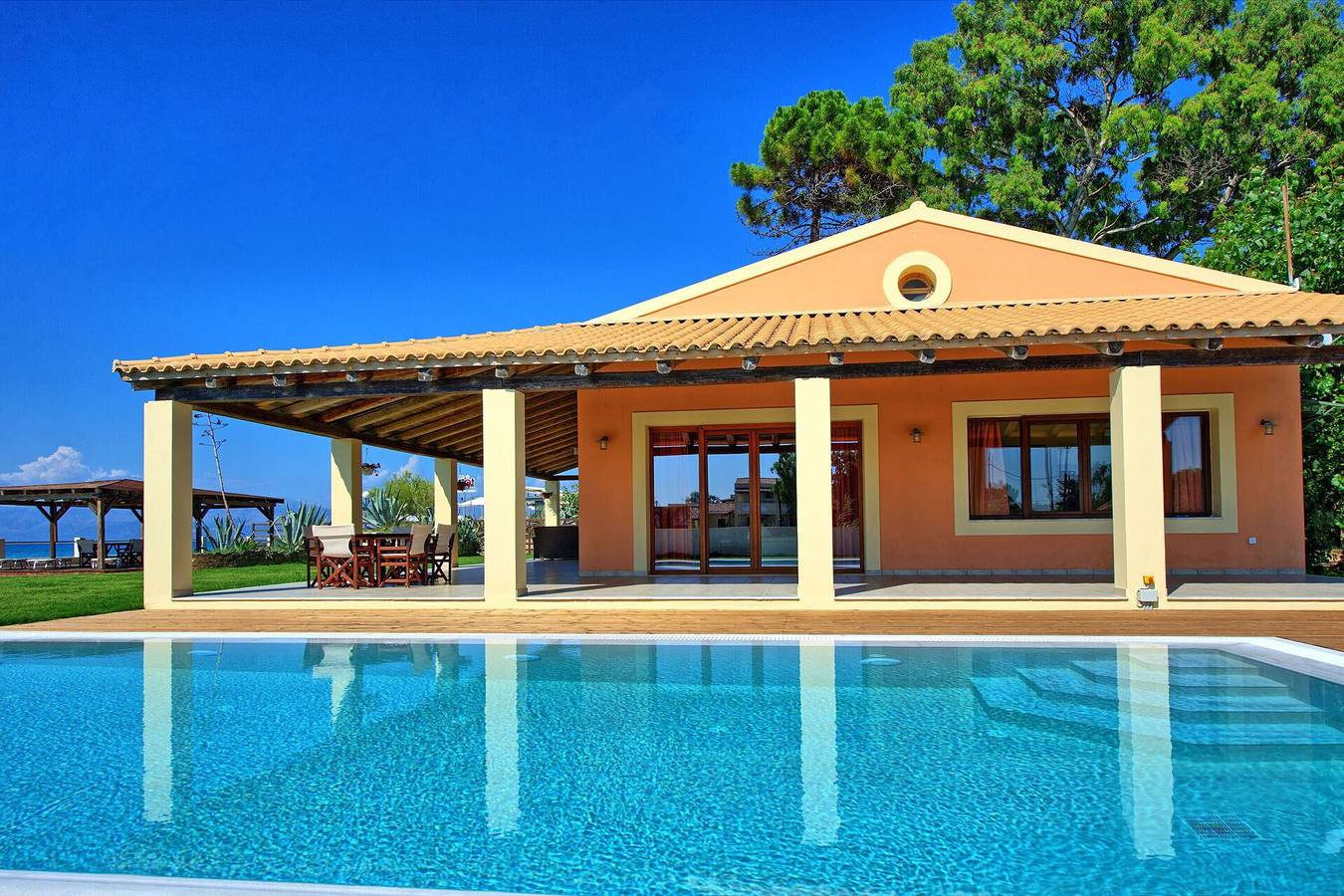 Villa für 6 Personen mit Pool in Acharavi, Korfu