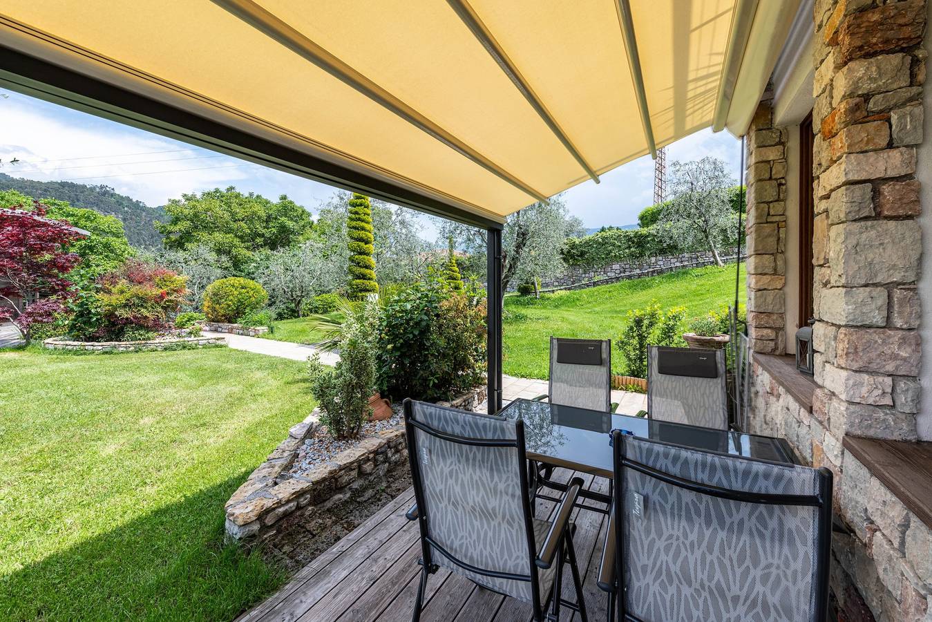 Appartement entier, Appartement de vacances pour 6 personnes avec jardin in Tremosine, Montagnes autour du lac de Garde