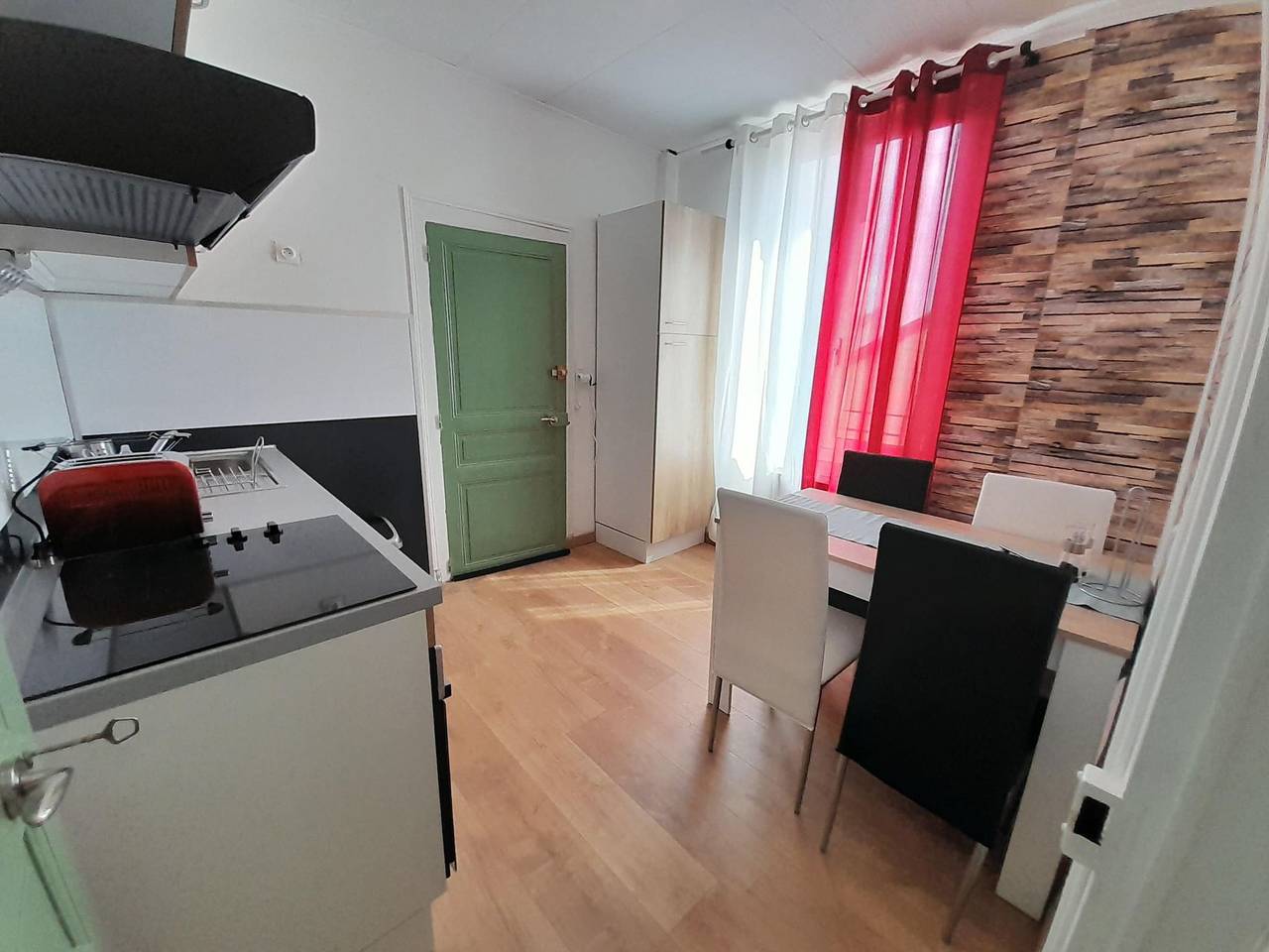 Ganze Wohnung, Attila 4 in Châteauroux, Châteauroux und Umgebung