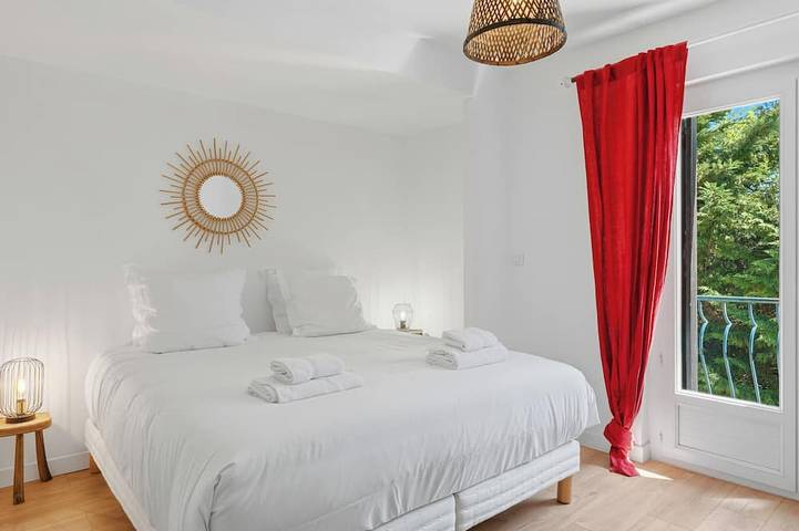 Location de vacances pour 11 personnes, avec balcon et jardin à Saint-Bauzille-de-Montmel - 3