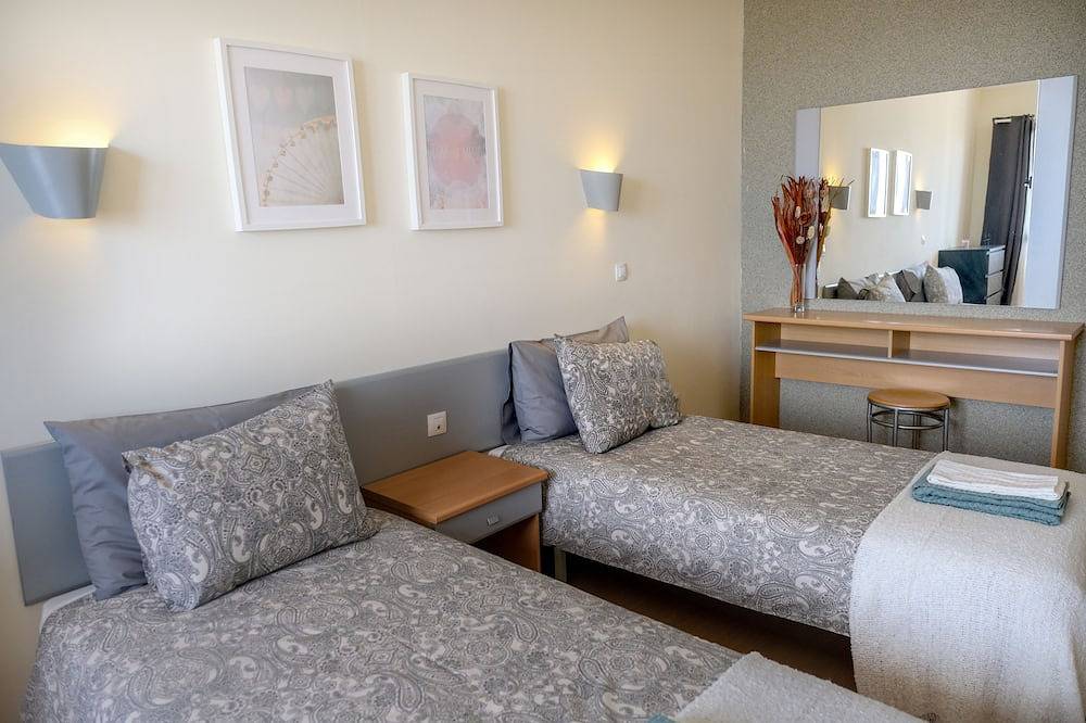 Apartamento entero, Ericeira-T1- The family Apt Beach in Ericeira, Distrito de Lisboa