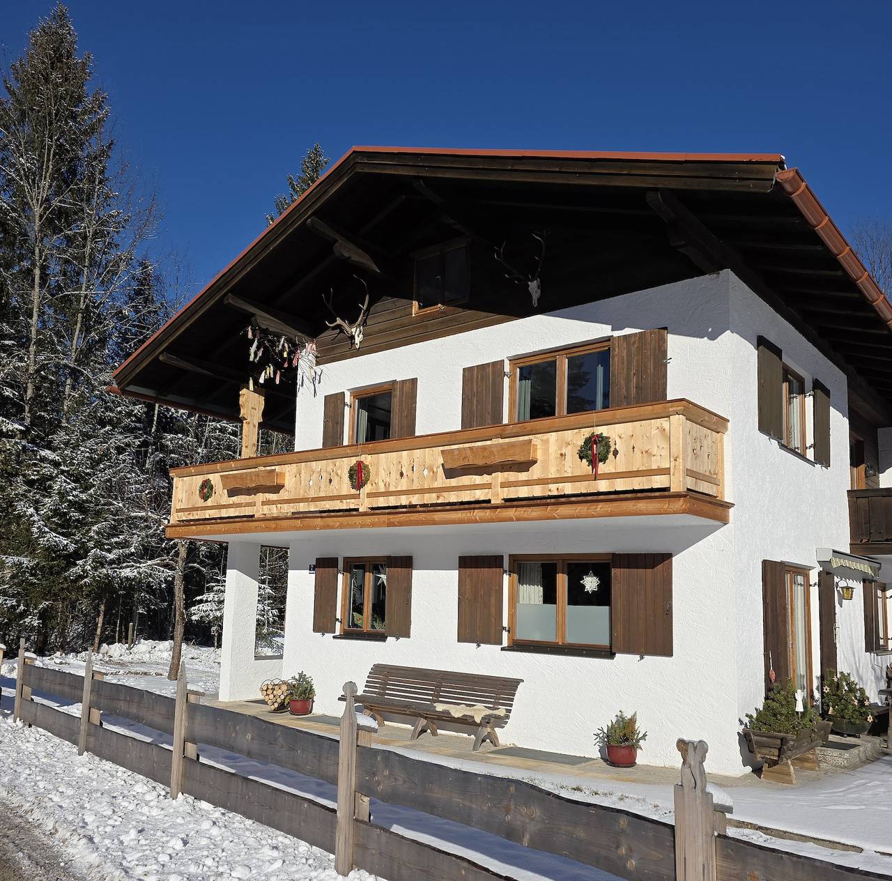 Ganze Ferienwohnung, Ferienwohnungen Am Steinbach - Ferienwohnung Stoaboch 25qm, mit Balkon in Chiemgauer Alpen, Reit im Winkl