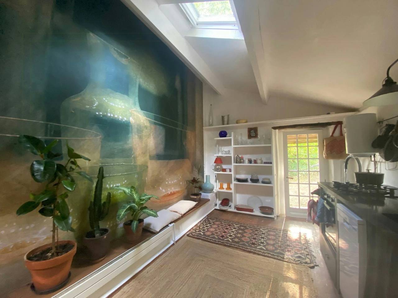 Artist's home near medieval villages in Beaugas, Villeneuve-sur-Lot region