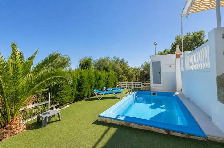 Casa rural para 6 personas, con Terraza además de Piscina y Vistas en Sierra de Yeguas - 2