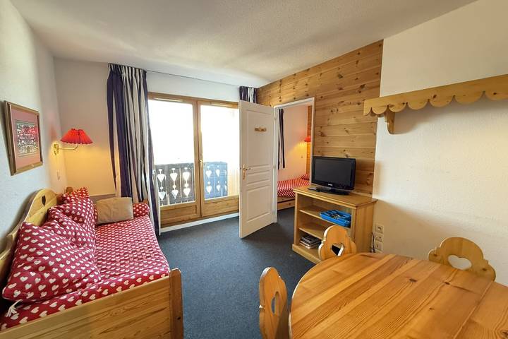 Gîte pour 8 personnes, avec Balcon ainsi que Piscine et Sauna dans Risoul 1850