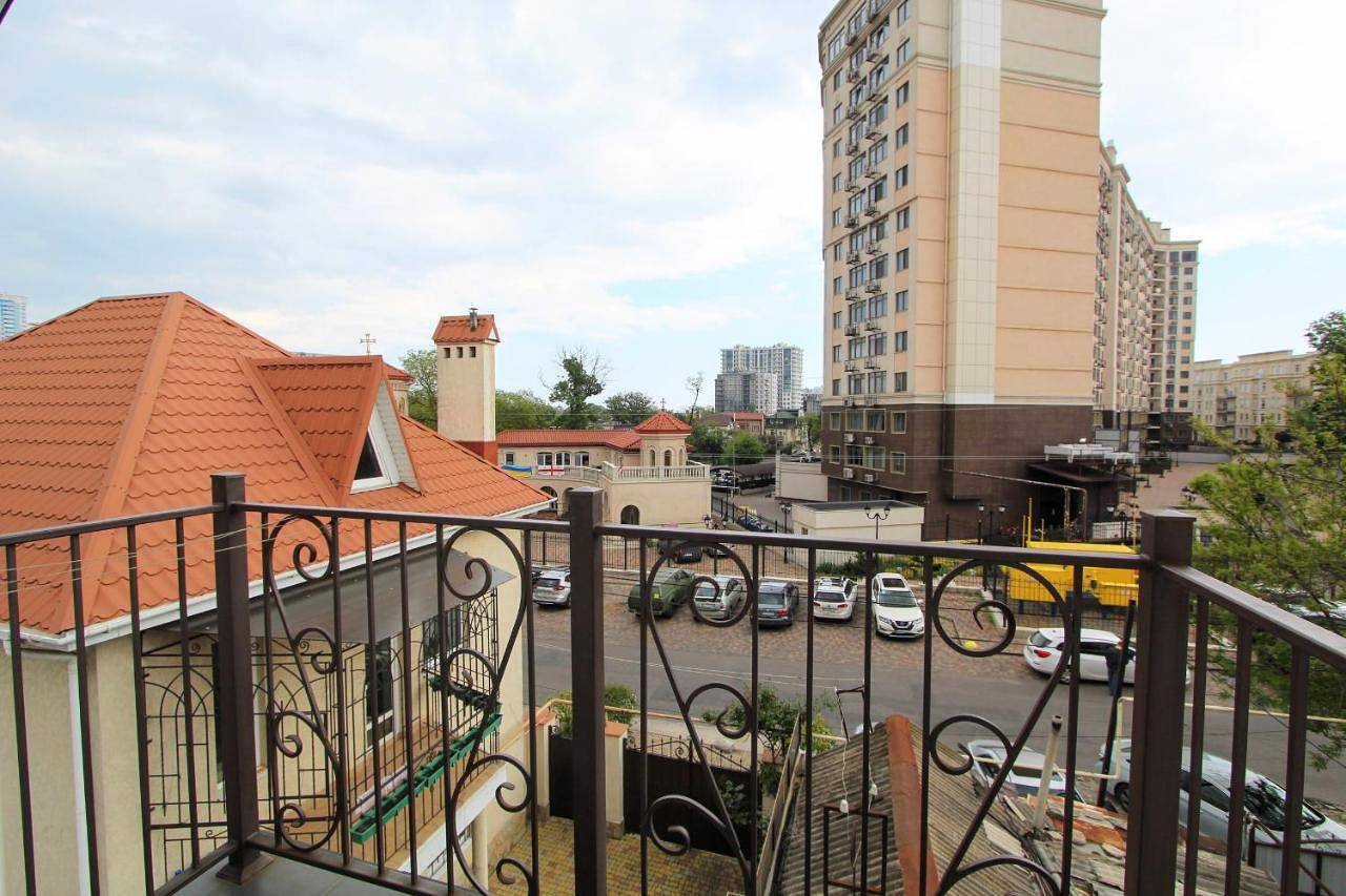 Apartamento entero, Гостевой дом на 10 Фонтана in Odesa, Óblast de Odesa