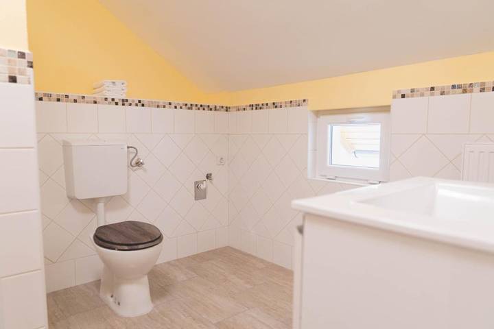 Gîte pour 7 personnes, avec terrasse ainsi que jardin et vue dans Mojstrana - 3