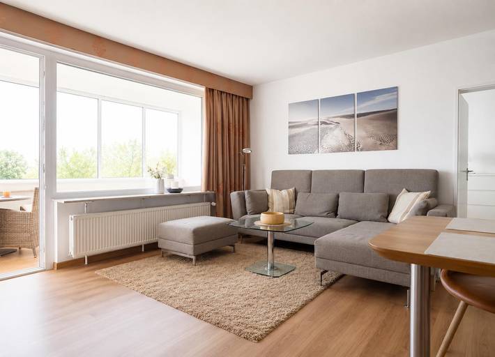 Ferienwohnung für 2 Personen, mit Meerblick und Balkon sowie Pool und Sauna in Döse - 4