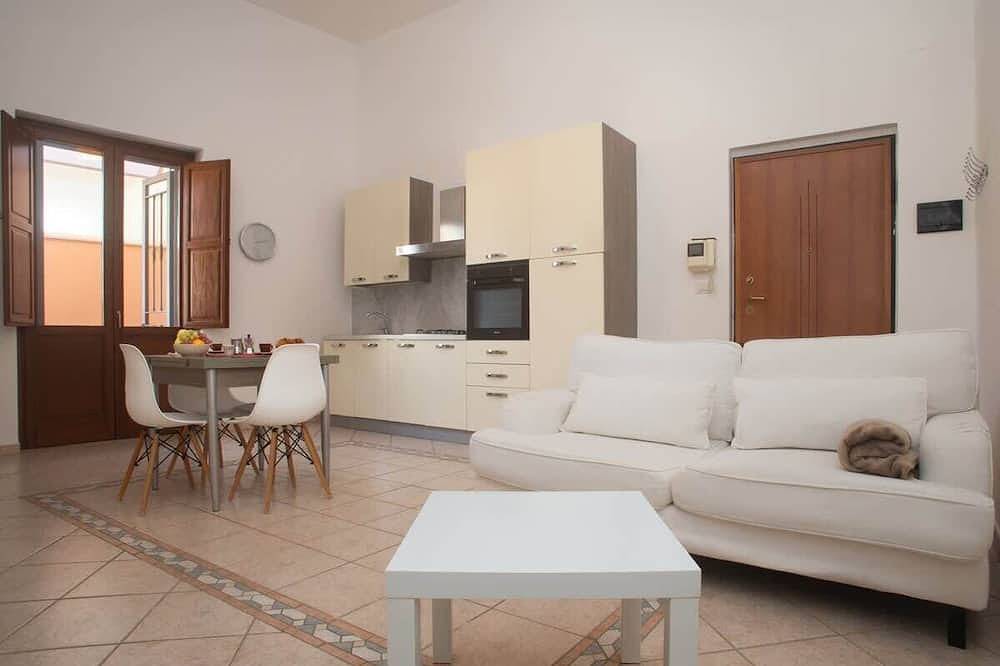Entire apartment, Casa San Lorenzo 1 - The Fab Stay in Brindisi, Salento