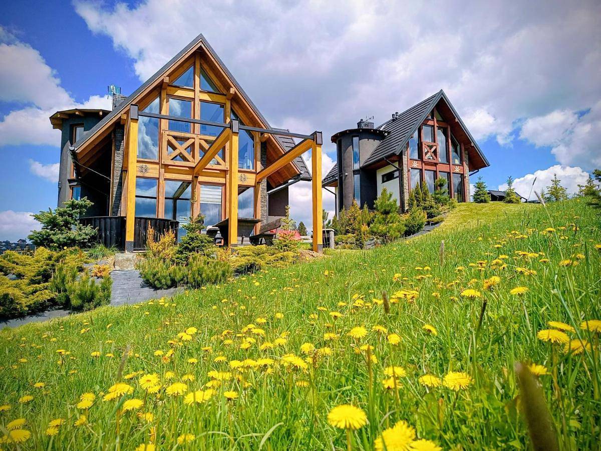 Lux Houses Domek z widokiem na Tatry z prywatnym jacuzzi in Gliczarów Górny, Karpaty (Polska)