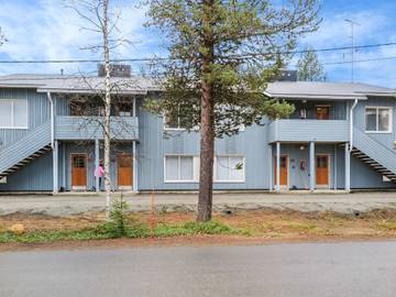 Gîte pour 2 personnes, avec sauna dans Akaslompolo