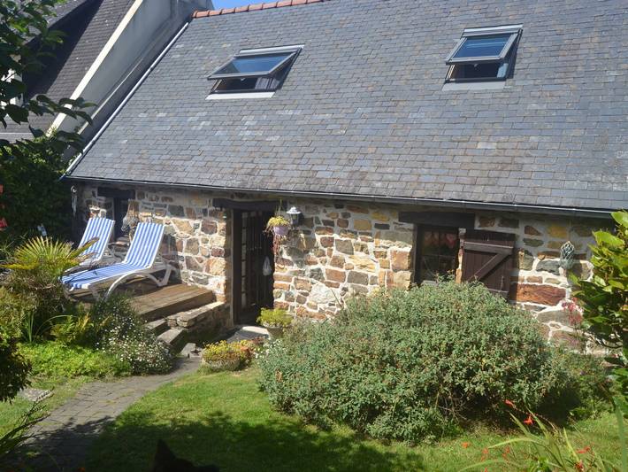 Ferienhaus für 4 Personen, mit Terrasse und Garten in der Bretagne