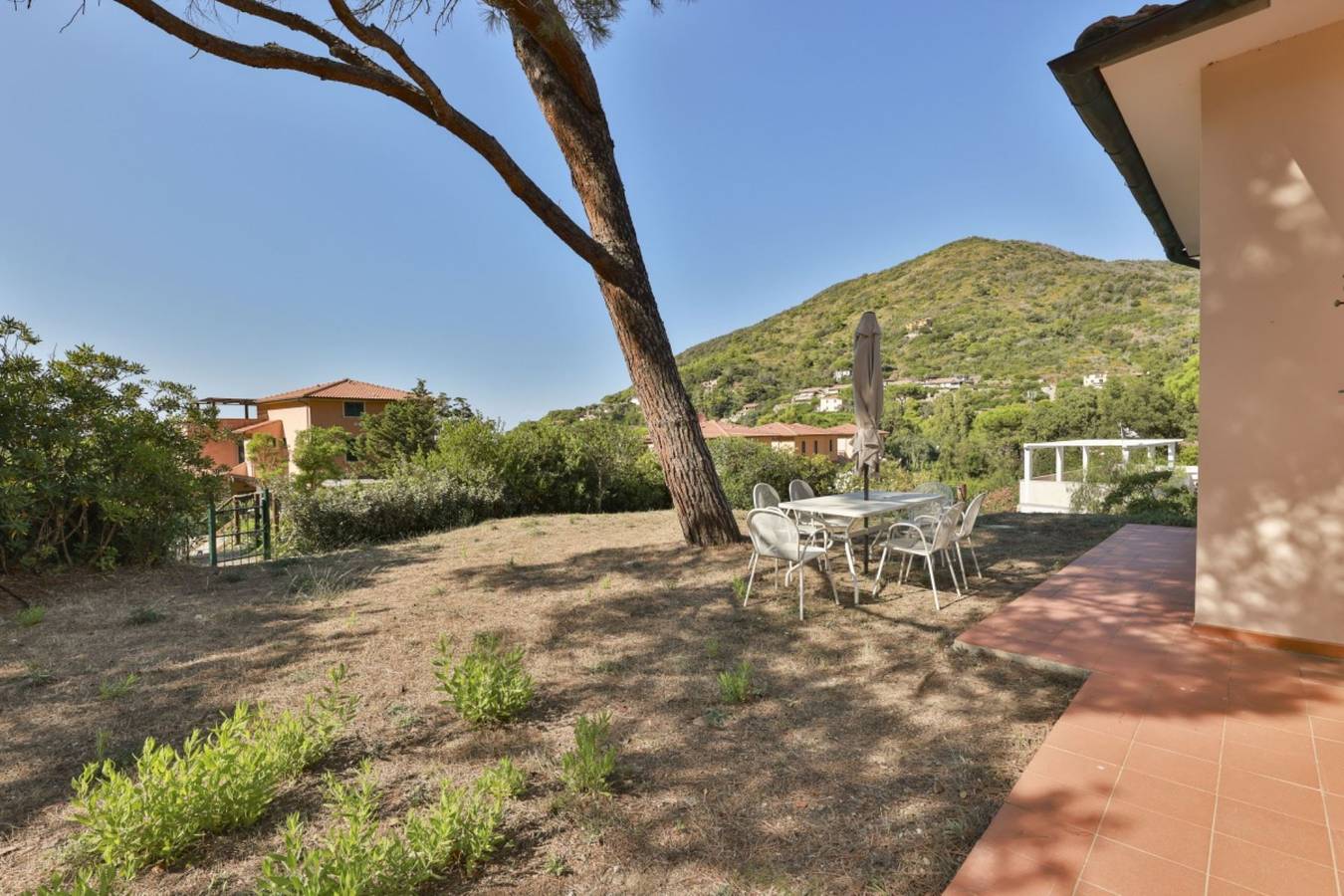 Villa Lorenzo in Nisporto, Rio nell'Elba