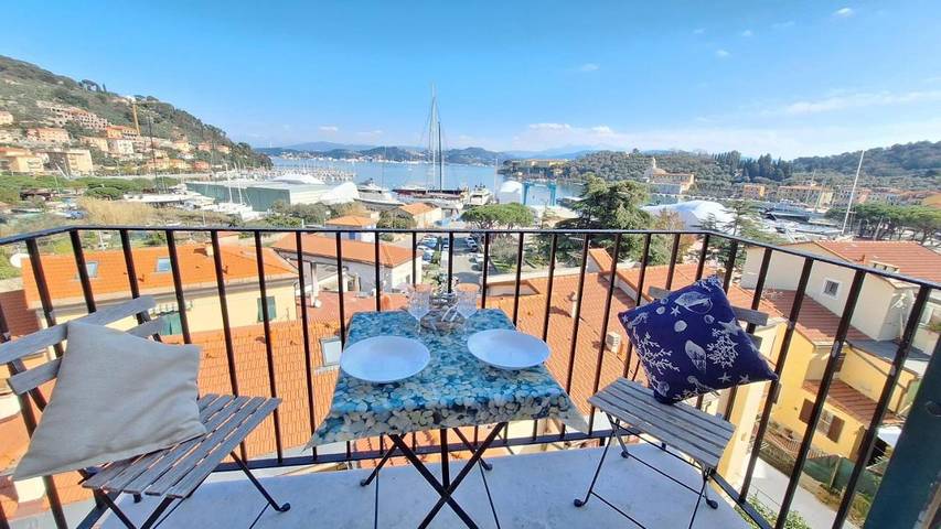 Ferienwohnung für 4 Personen, mit Ausblick und Balkon in Porto Venere Gemeinde