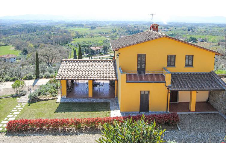 Location de vacances pour 8 personnes, avec piscine et terrasse à Loro Ciuffenna - 4