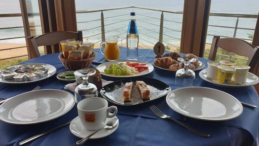 Hôtel pour 2 personnes, avec terrasse dans Portu Maga - 2