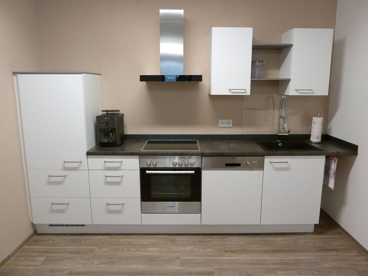 Ganze Ferienwohnung, Ruhige 2-Zimmerwohnung mit guter Verkehrsanbindung in Nürnberg, Frankenalb