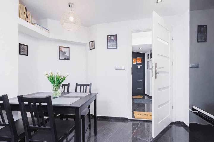Apartamento entero, Modern Apartment | 1.5 km from the Old Town in Cracovia, Pequeña Polonia (región histórica)