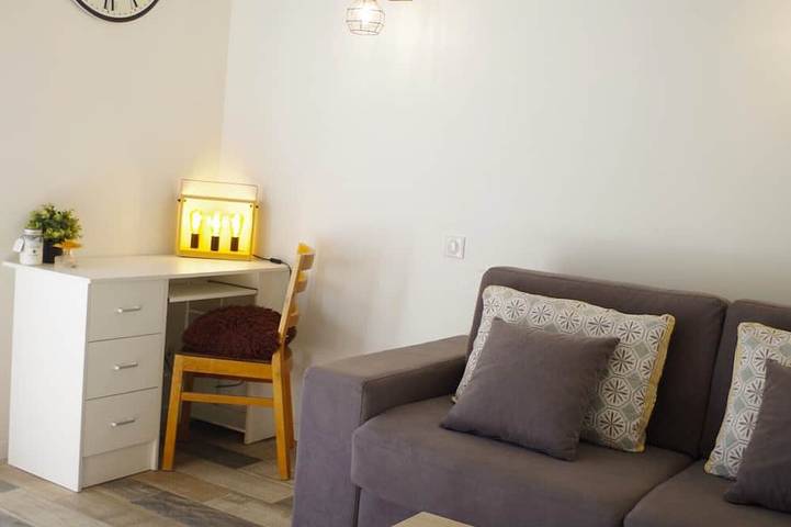 Gîte pour 2 personnes, avec piscine ainsi que jardin et terrasse à Suze-la-Rousse - 4