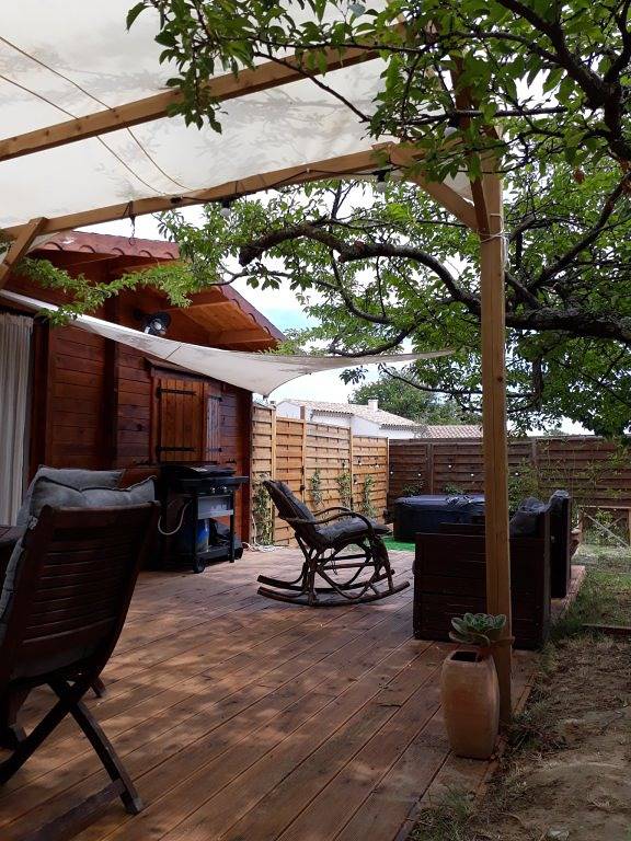 Chalet avec jacuzzi in Le Teil, Privas