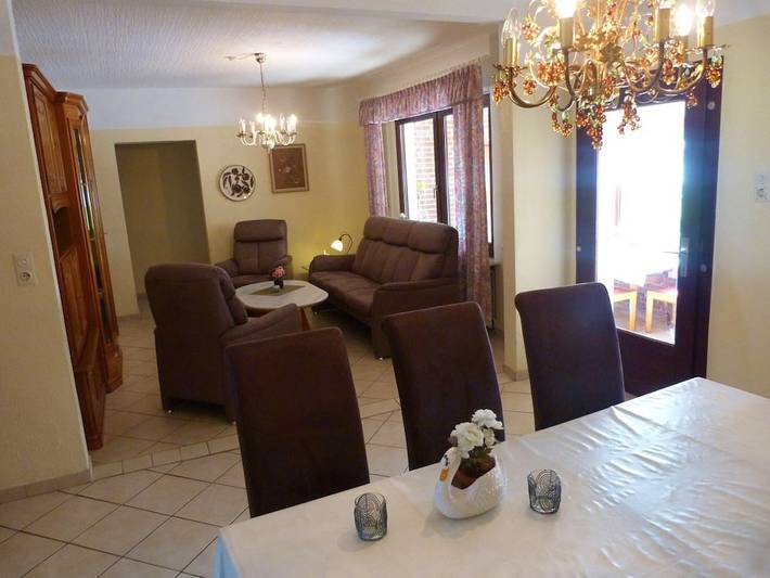 Ferienhaus in Detern mit Schwimmbecken in Detern, Landkreis Leer