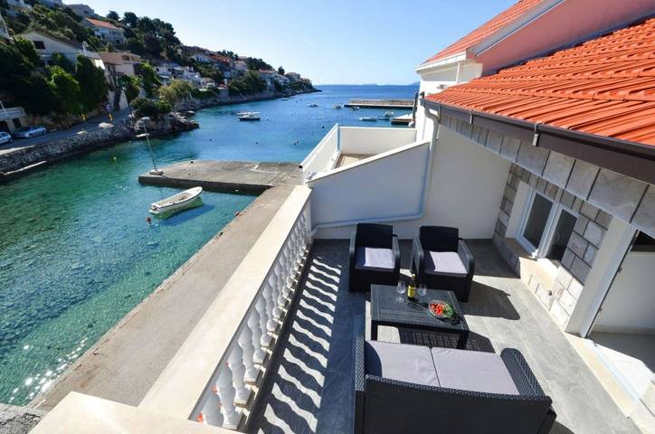 Ferienhaus für 4 Personen, mit Ausblick und Garten - 1