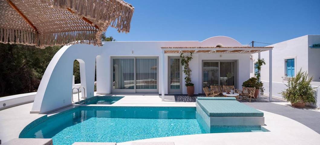 Villa para 4 pessoas, com jacuzzi e piscina e ainda jardim em Santorini