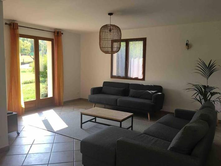 Location de vacances pour 6 personnes, avec terrasse et vue à Saint-Vincent-les-Forts - 3