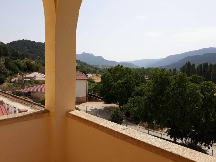 Casa rural para 8 personas, con vistas además de terraza y jardín en Sierras del Segura - 4
