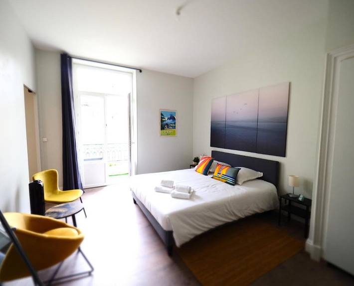 Ferienwohnung für 4 Personen, mit Balkon in Vichy