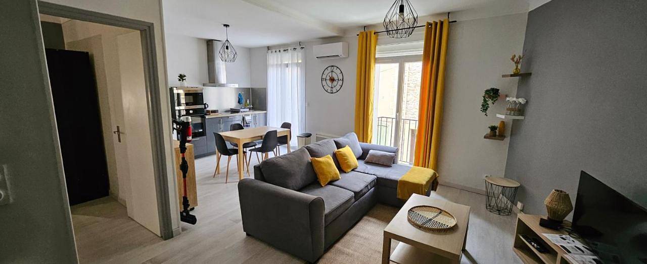 Appartement entier, One-Bedroom Apartment in Rivesaltes, Côte méditerranéenne (France)