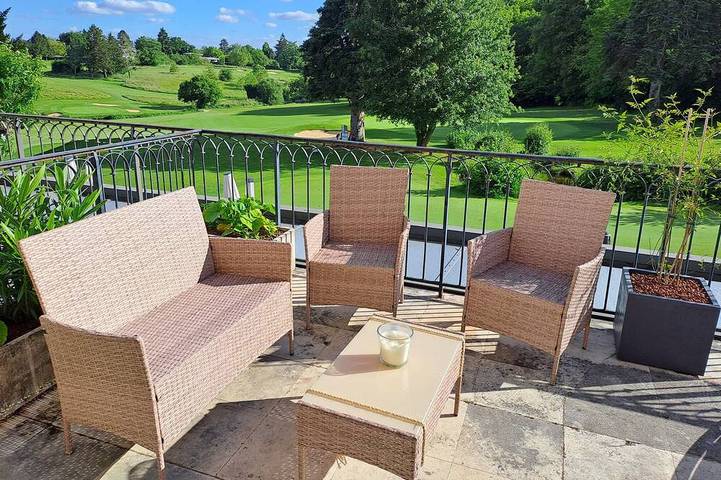 Location de vacances pour 4 personnes, avec jardin à Ballan-Miré