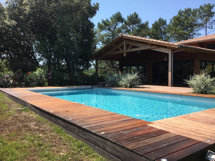 Location de vacances pour 9 personnes, avec terrasse ainsi que piscine et jardin dans Maubuisson - 4